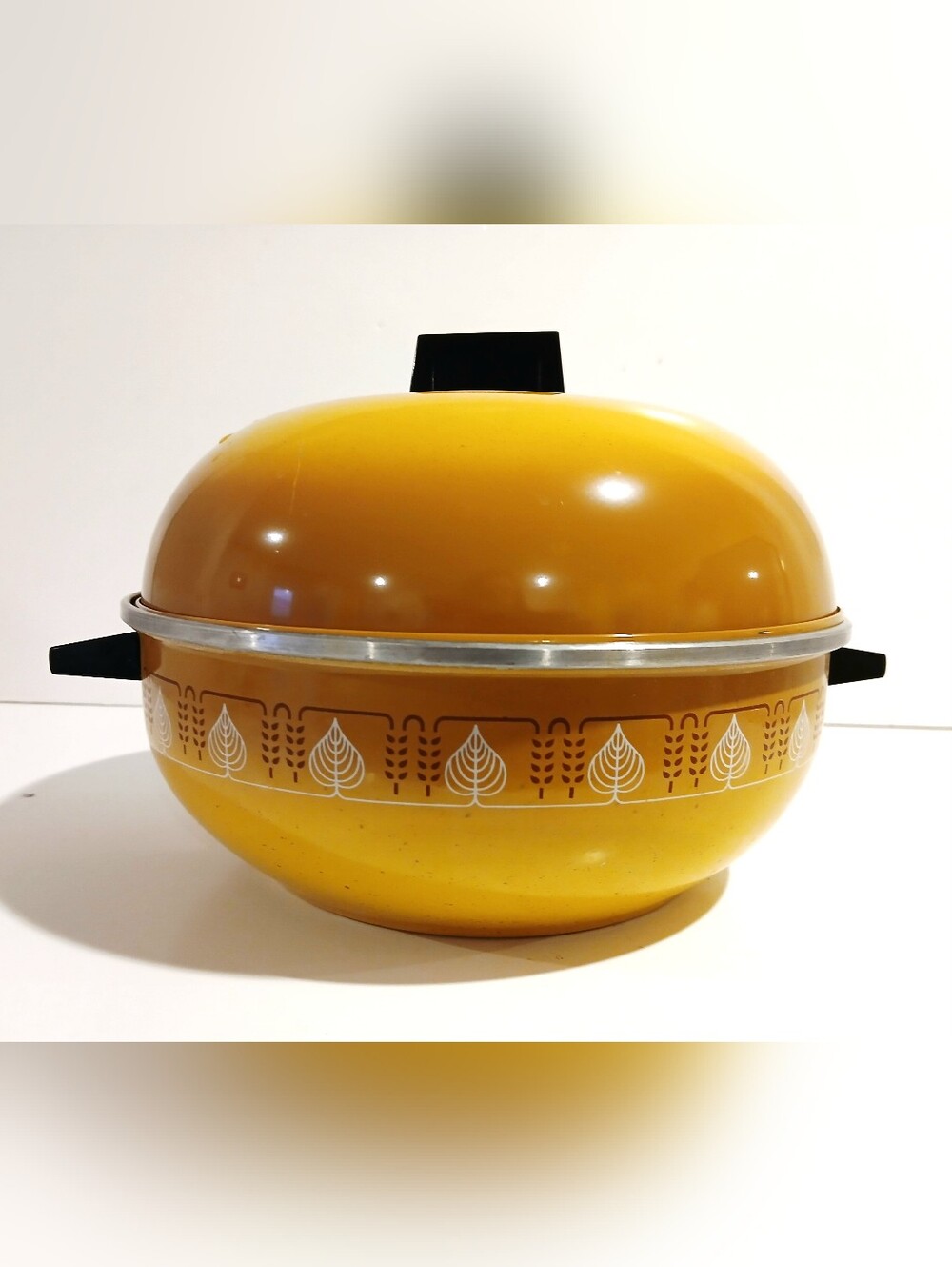 Yellow Retro Vintage Bun/Hot Dog Warmer with Lid and Leaf Pattern